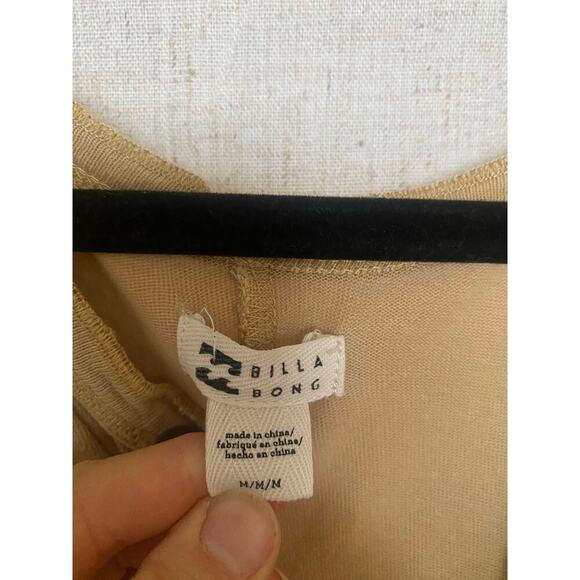 Billabong Tan Beach Short Sleeve Jumpsuit Size Medium - Picture 4 of 10